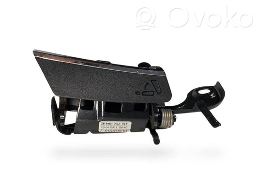 Sēdekļa atzveltnes slēdzene