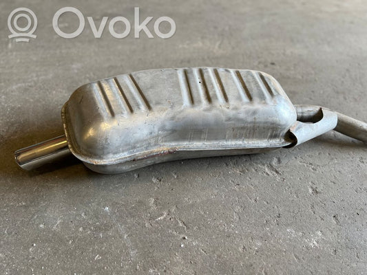 Aizmugurējais izpūtēja bundulis