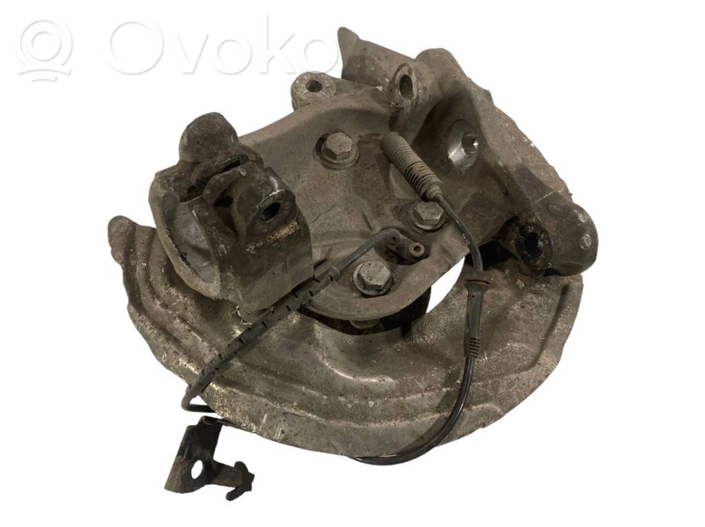 Priekšējā riteņa rumbas vārpstas šarnīrs (stupica, capfa)