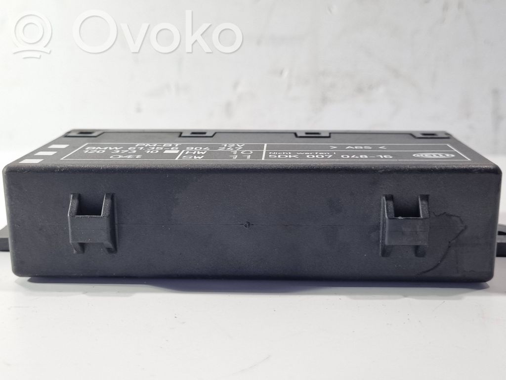 Durvju vadības bloks