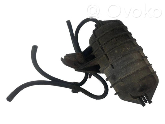 Vacuum air tank