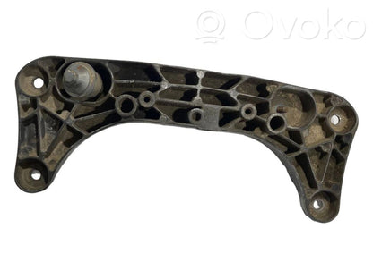 Transmission mounting bracket