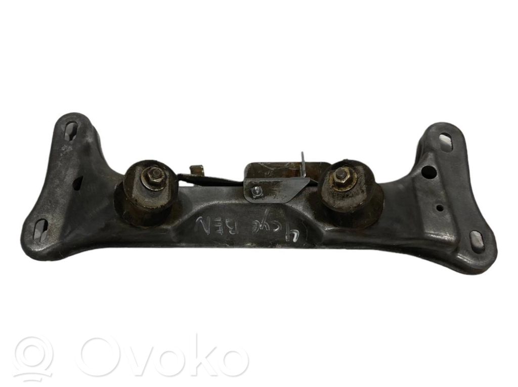 Кронштейн крепления трансмиссии