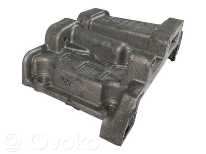 Sadales vārpstas piedziņas ķēdes vāciņš