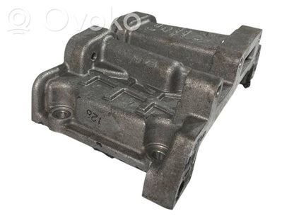 Camshaft drive chain cover