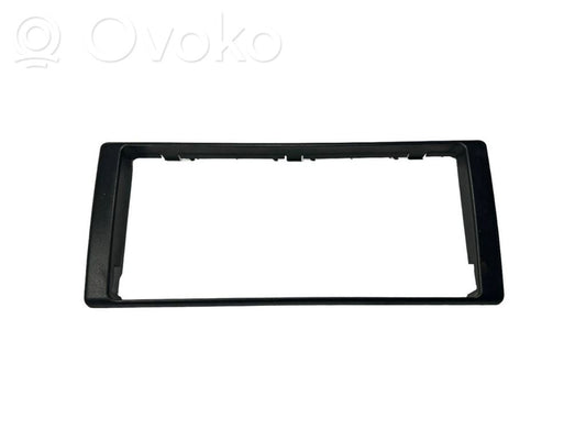 Radio/navigation decorative trim