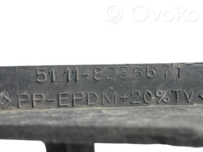 Apakšējais režģis (trīsdaļīgs)