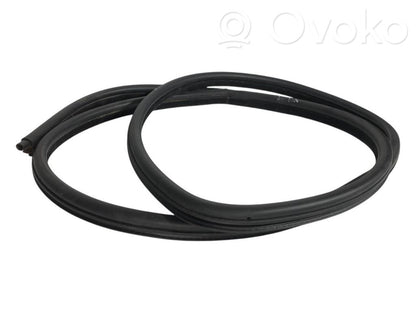 Aizmugurē apdares gumija (virsbūvē)