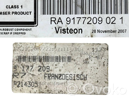 Radio / CD/DVD atskaņotājs / navigācija