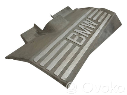 Engine cover (decorative trim)