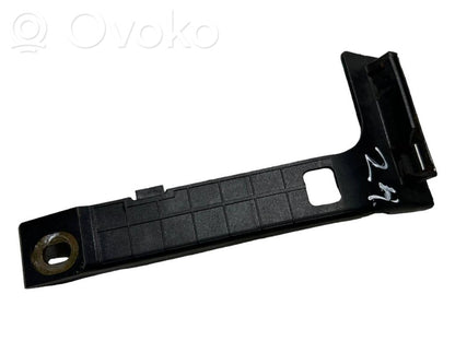 Akseleratora pedāļa turētājs