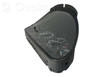 Spidometrs (instrumentu panelī)