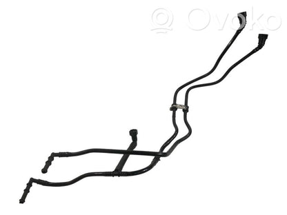 Degvielas caurulīte (-es)