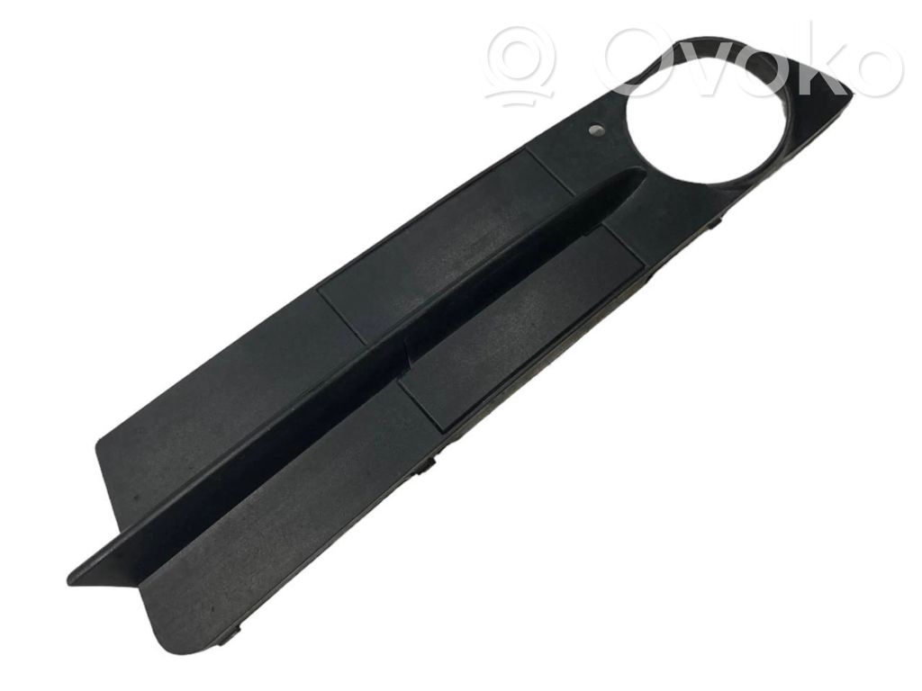 Pretmiglas luktura dekoratīvais režģis