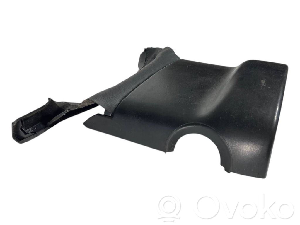 Stūres ass dekoratīvā apdare