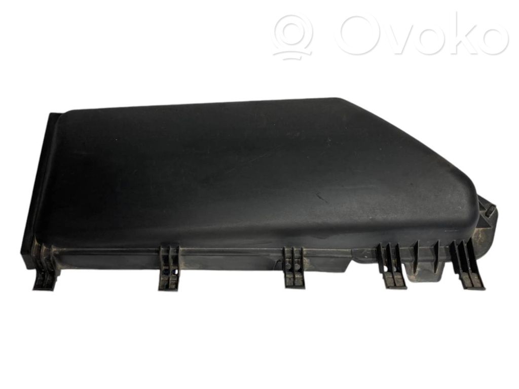 Крышка воздушного микрофильтра