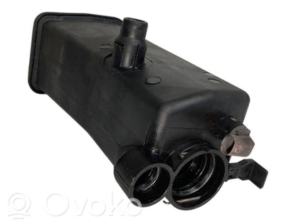 Dzesēšanas šķidruma izplešanās tvertne