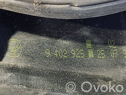 Aizmugurējais lukturis virsbūvē