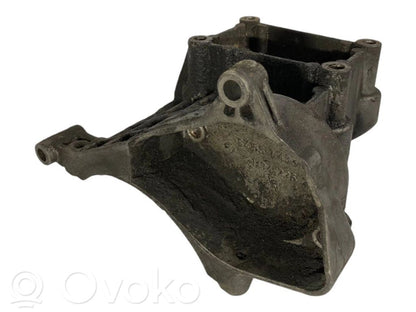 Крепление компрессора кондиционера