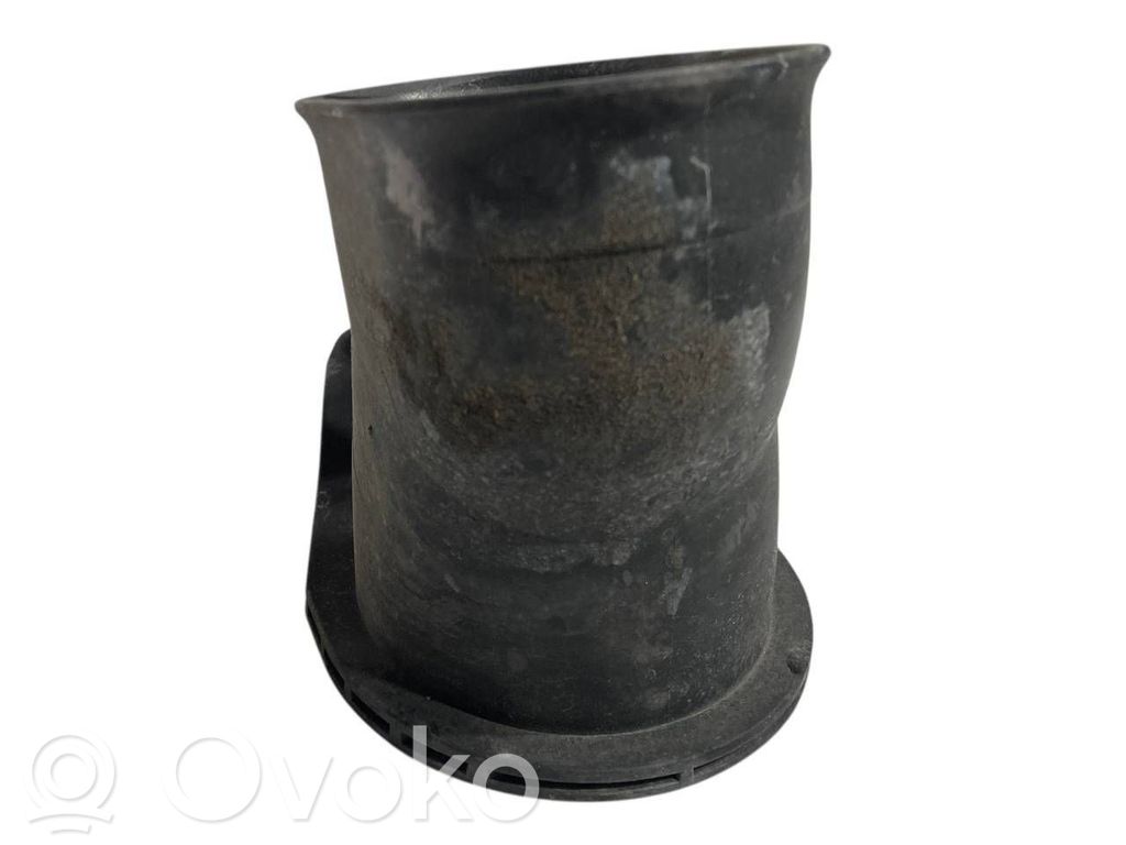 Šļūtene (-es) / caurule (-es)