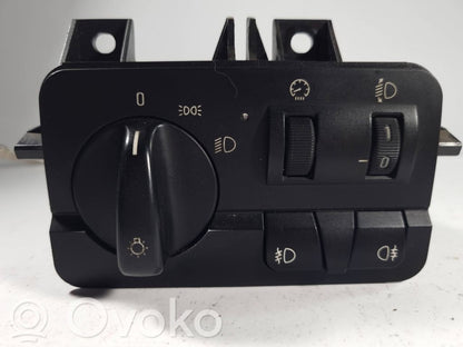 Headlight switch