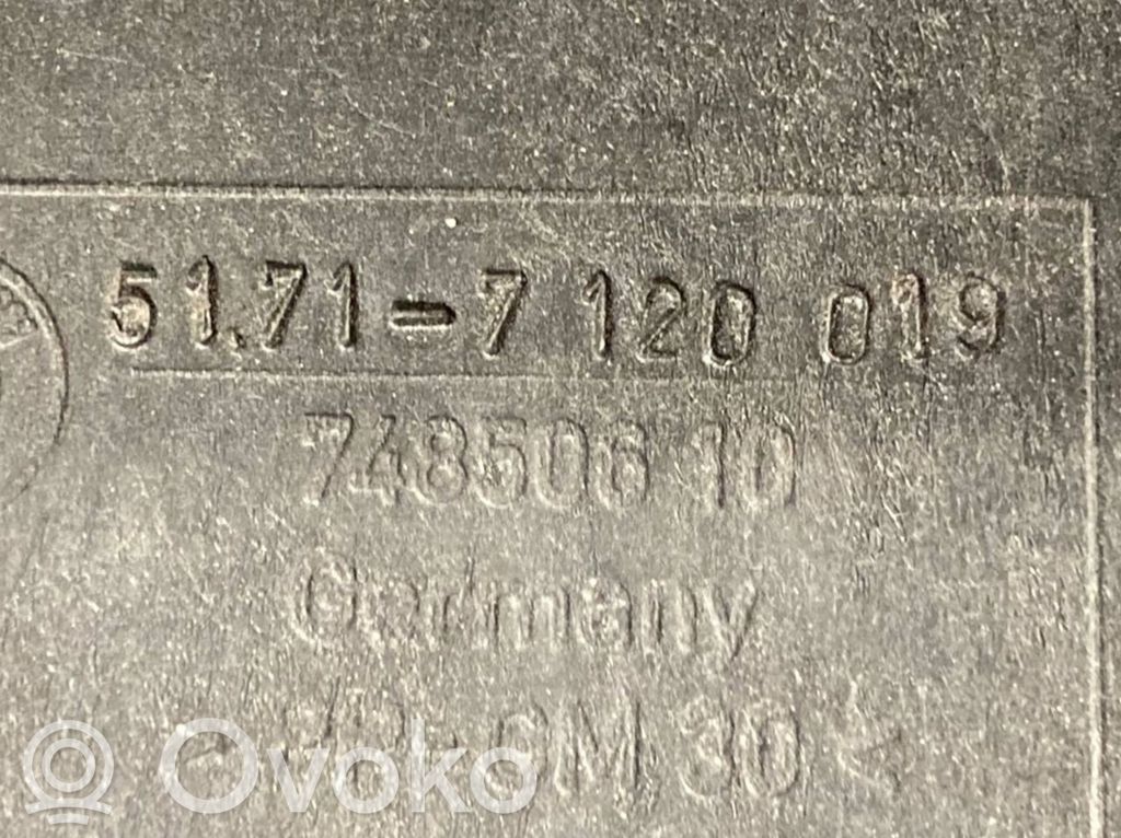 Mantu nodalījums stumbrs