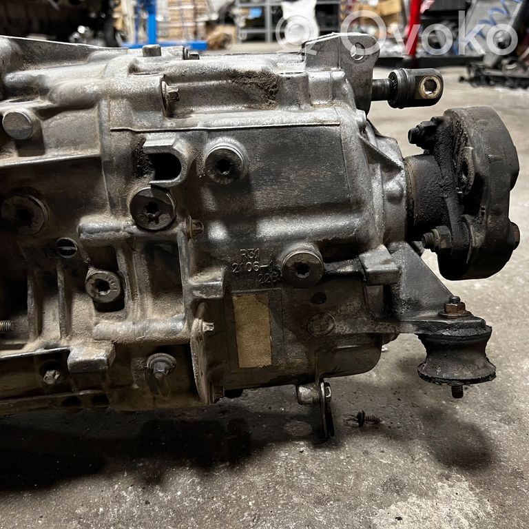 Mehāniska 5 ātrumu pārnesumkārba