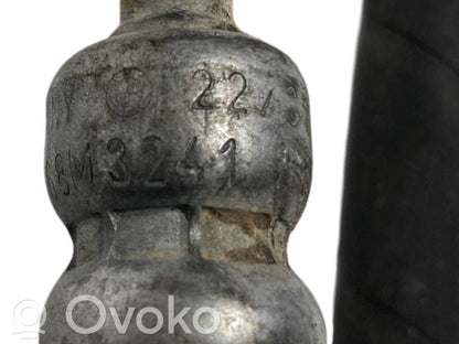 Stūres pastiprinātāja šļūtene (-es) / caurulīte (-es)