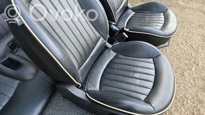 Salona daļu komplekts