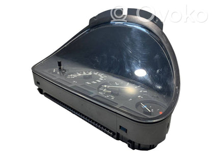 Speedometer (in the instrument panel)