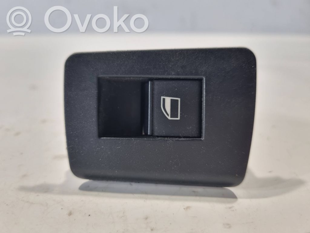 Power window switch