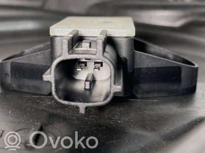 Priekšpusē elektriskā loga pacelšanas mehānisma komplekts
