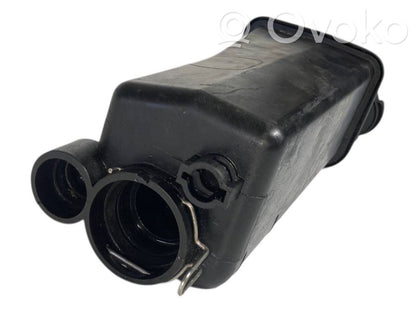 Dzesēšanas šķidruma izplešanās tvertne