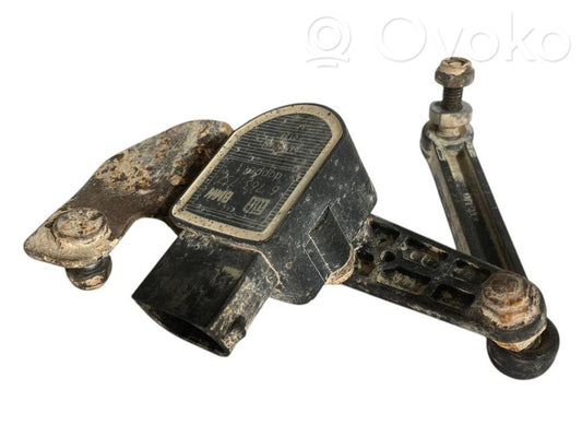 Augstuma sensors (priekšējo lukturu)