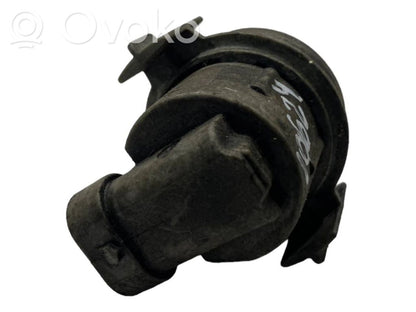 Priekšējā luktura detaļa