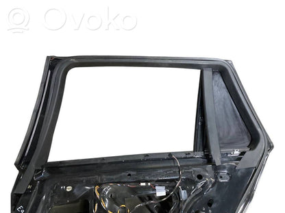 Aizmugurējās durvis