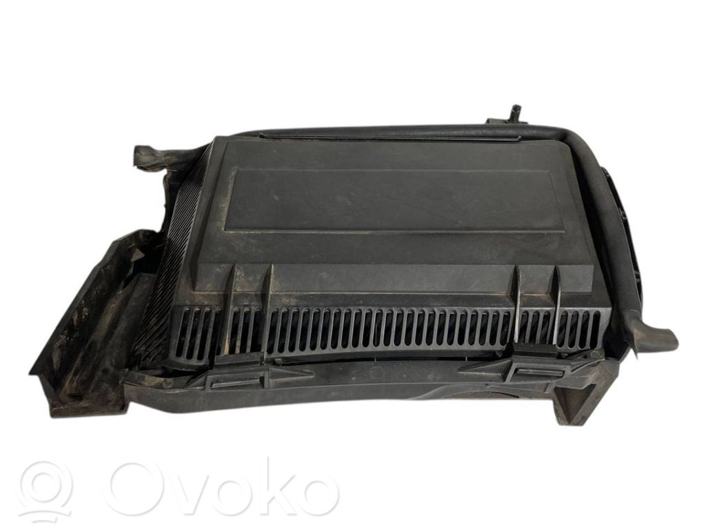Air filter box