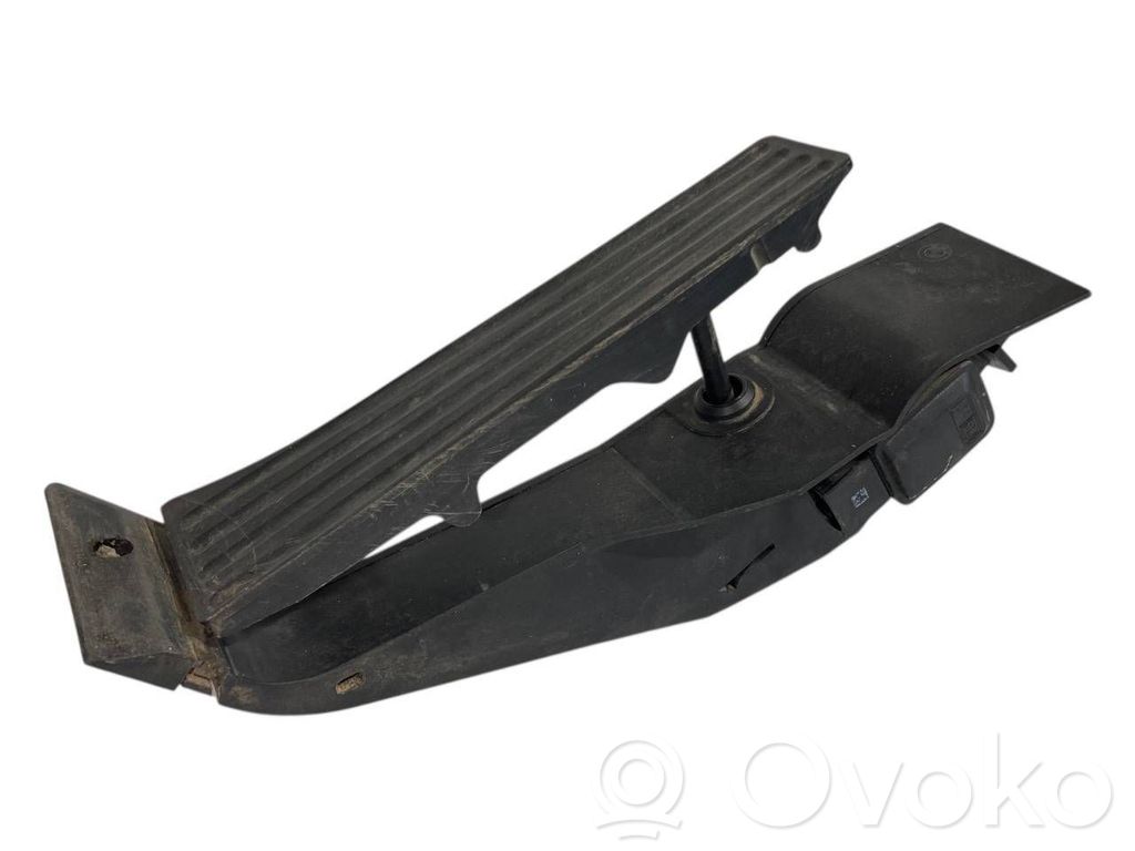 Akseleratora pedālis