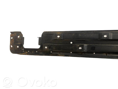 Side underbody protection