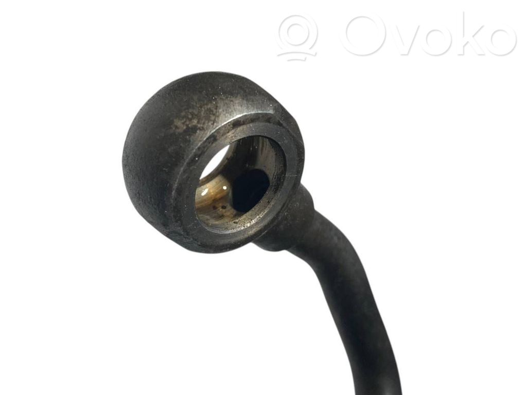 Stūres pastiprinātāja šļūtene (-es) / caurulīte (-es)