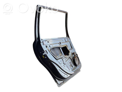 Aizmugurējās durvis