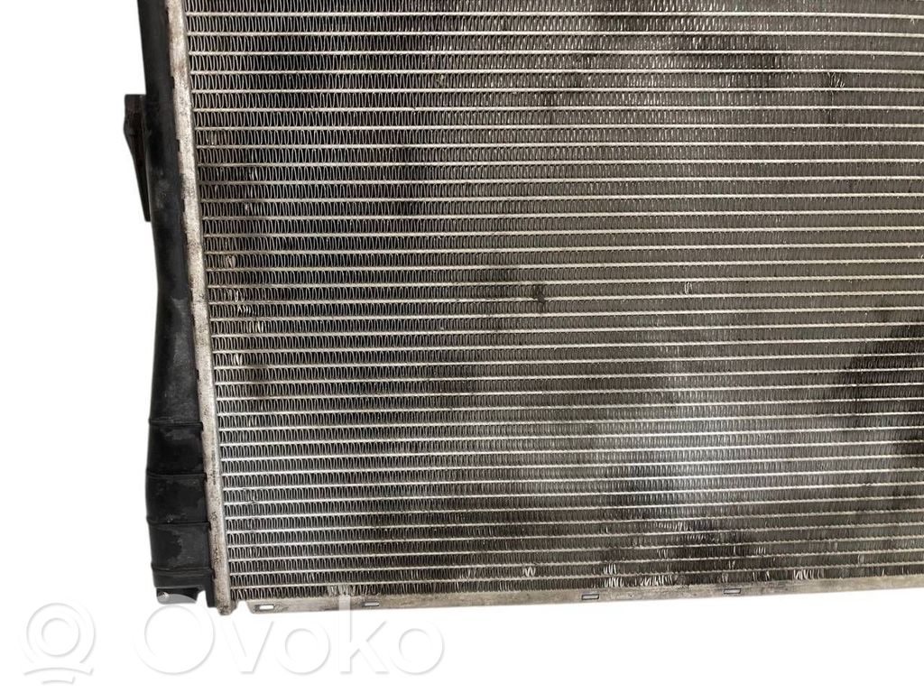 Dzesēšanas šķidruma radiators