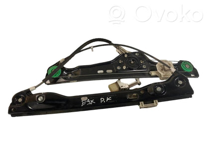 Priekšpusē elektriskā loga pacelšanas mehānisma komplekts