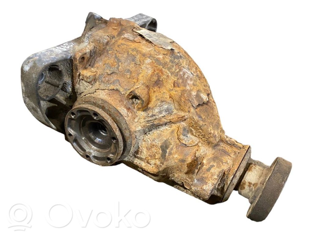 Aizmugurējais reduktors