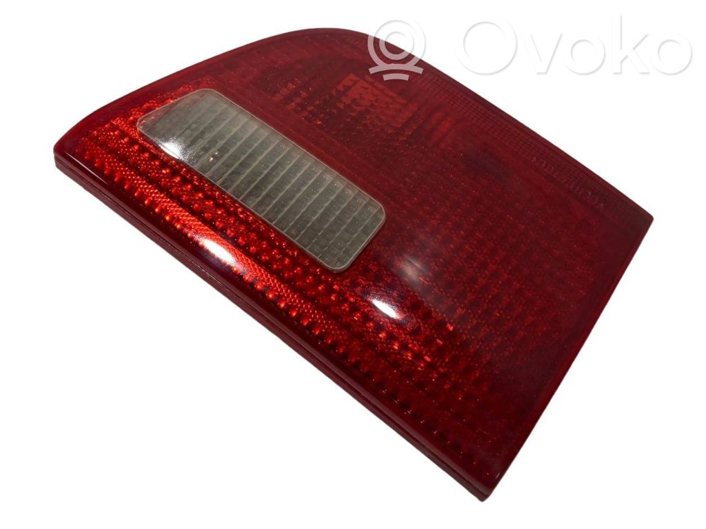 Taillight in the hood
