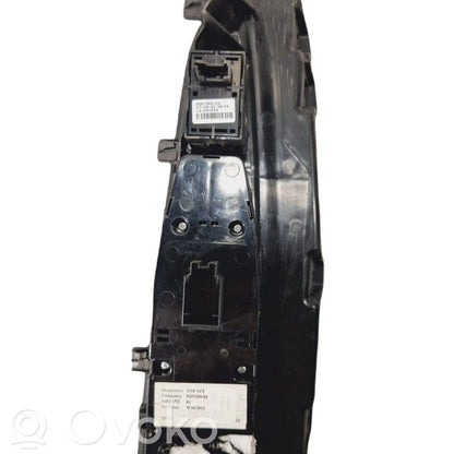Power window switch