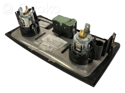 Aizmugurējā cigarešu aizdedzināmā dekoratīvā apdare