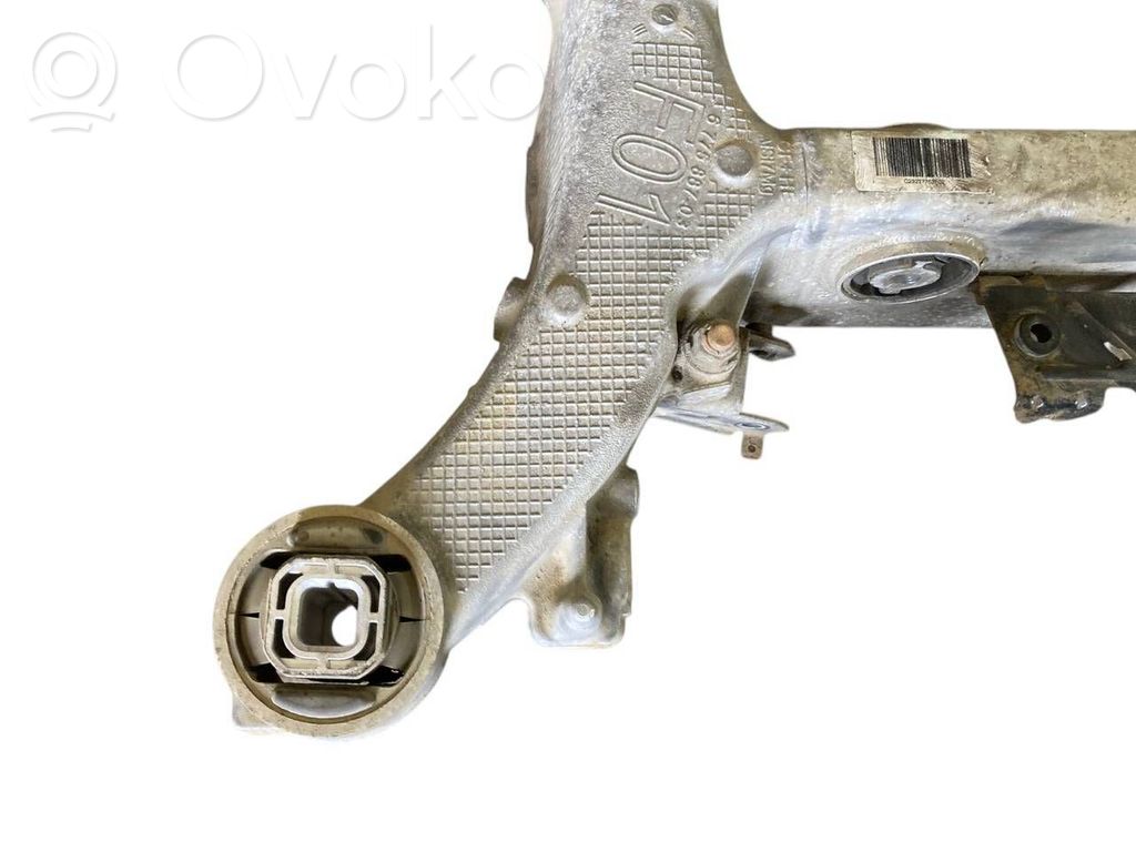 Pusrāmis aizmugurējais / priekšējais