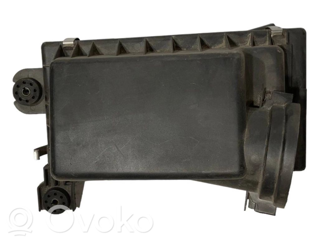 Air filter box