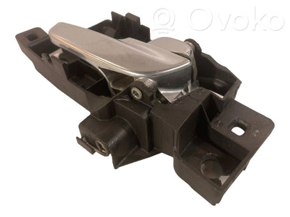 Iekšējais atvēršanas rokturītis